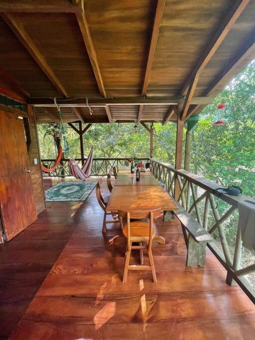 Caoni Riverside Lodge Puerto Quito Zewnętrze zdjęcie