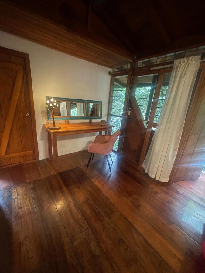 Caoni Riverside Lodge Puerto Quito Zewnętrze zdjęcie
